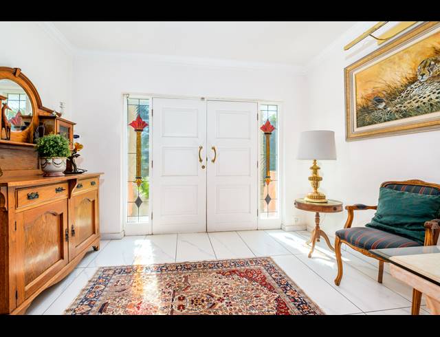 5 BEDROOM HOUSE FOR SALE IN NORTHCLIFF